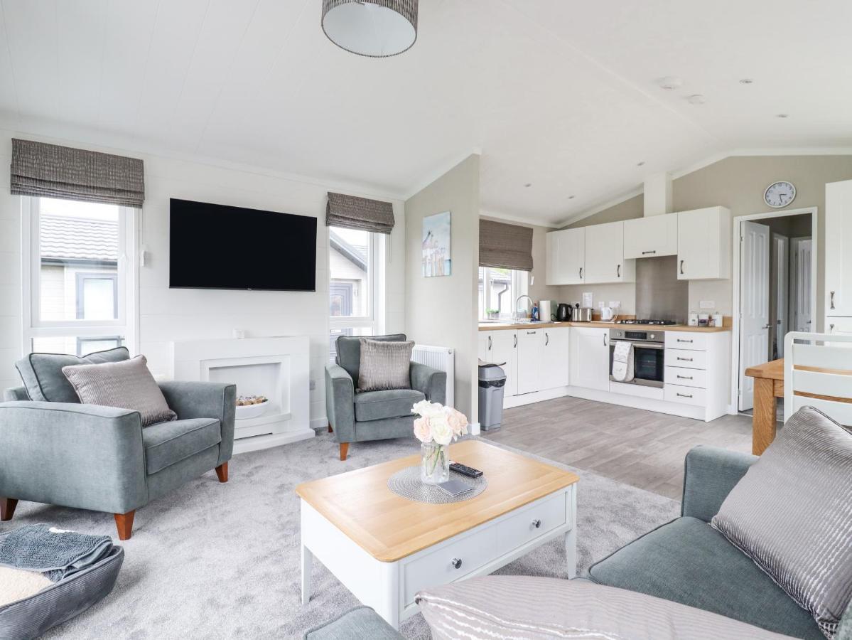 36 Bucklesham Park Villa Ipswich Esterno foto